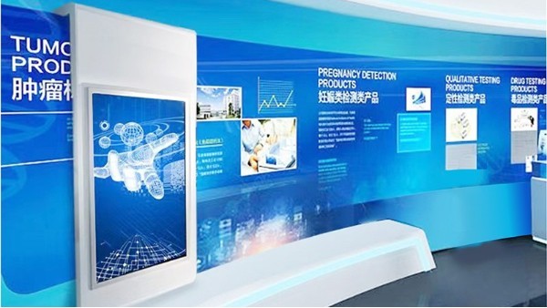 互動滑軌顯示屏與大數(shù)據(jù)的深度整合能給我們帶來什么？